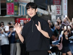 Bantah Pacari Kim Sae Ron, Surat yang Ditulis Kim Soo Hyun Saat Wamil Ternyata untuk...