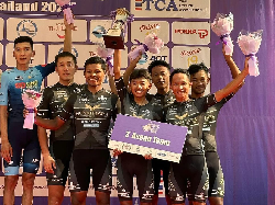 April Ceria Tim Balap Sepeda Nusantara Pro Cycling Team