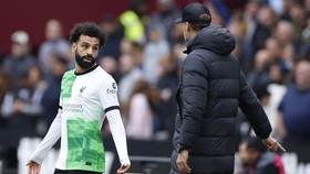 Kata-kata Salah dan Klopp Usai Bertengkar di West Ham vs Liverpool