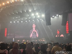 Lucky! UAENA Terbius Live My Sea di Konser IU Jakarta Day 2
