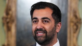PM Muslim Skotlandia Humza Yousaf Mundur dari Jabatan