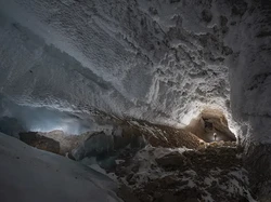 Dark Star, Gua Megah yang Penuh Misteri di Uzbekistan