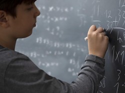 5 Tips Biar Lebih Pintar, Salah Satunya Sering-sering Bengong