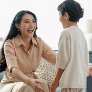 Diungkap Ahli! Inilah 1 Sifat Ibu yang Jadi Tanda Akan Punya Anak Pintar