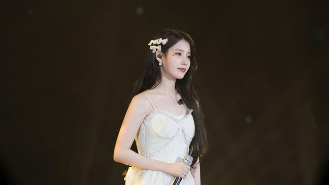 IU Ungkap Ibunya Bikin Oleh-oleh untuk Fan Saat Konser di Indonesia