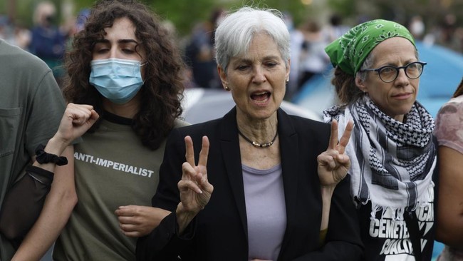 Bakal calon presiden Amerika Serikat dari Partai Hijau, Jill Stein, ditangkap pada Sabtu (27/4) usai ikut unjuk rasa bela Palestina di Washington University.