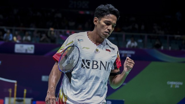 Pemain Indonesia Chico Aura Dwi Wardoyo Mencengangkan Penonton dengan Melaju ke Babak 16 Besar Singapore Open 2024