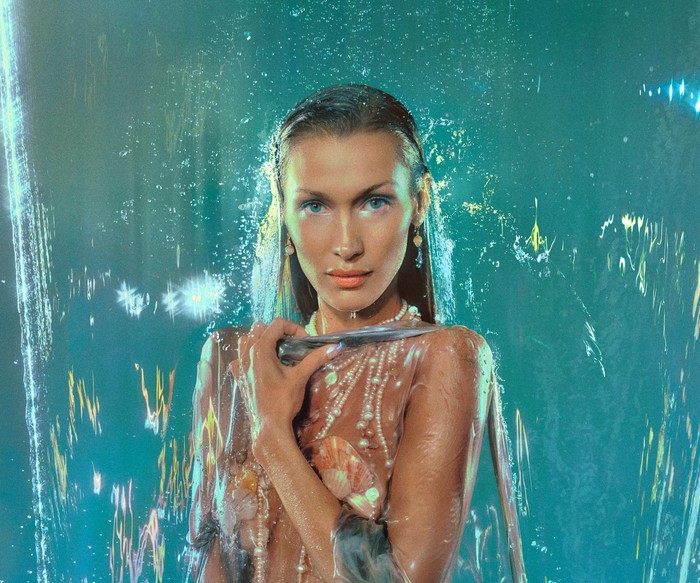 Bella Hadid Luncurkan "Orebella", Parfum Ramah Lingkungan!