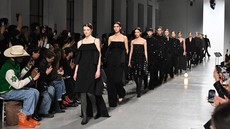 Kala Industri Fesyen Melawan Emisi Karbon