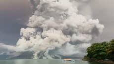 SAR Kerahkan 3 Kapal Evakuasi Warga Terdampak Erupsi Gunung Ruang