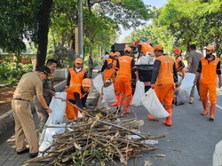 Heboh Kondom Berserakan di RTH Jakbar, Camat Usul Dibuat Jogging Track