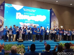 Fixed! Kader PAN Jatim Dukung Zulhas Ketum 2025-2030