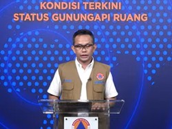 Gunung Ruang Erupsi, Belasan Ribu Orang di Sekitarnya Akan Dievakuasi
