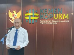Teten Sebut Revisi UU Koperasi Tak Selesai di Era Jokowi