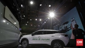FOTO: Pameran Kendaraan Listrik PEVS 2024