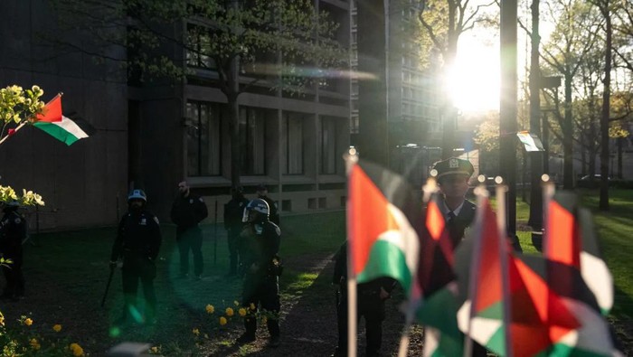 Ratusan Mahasiswa di Amerika Serikat Ditangkap saat Melakukan Aksi Bela Palestina