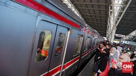 Penyaluran Subsidi Tiket KRL Jabodetabek Jadi Berbasis NIK Mulai 2025