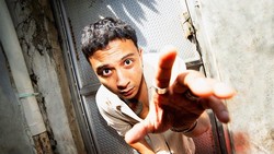 Lirik Lagu Gala bunga matahari - Sal Priadi