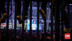 FOTO: Semarak Nobar Indonesia vs Uzbekistan di GBK