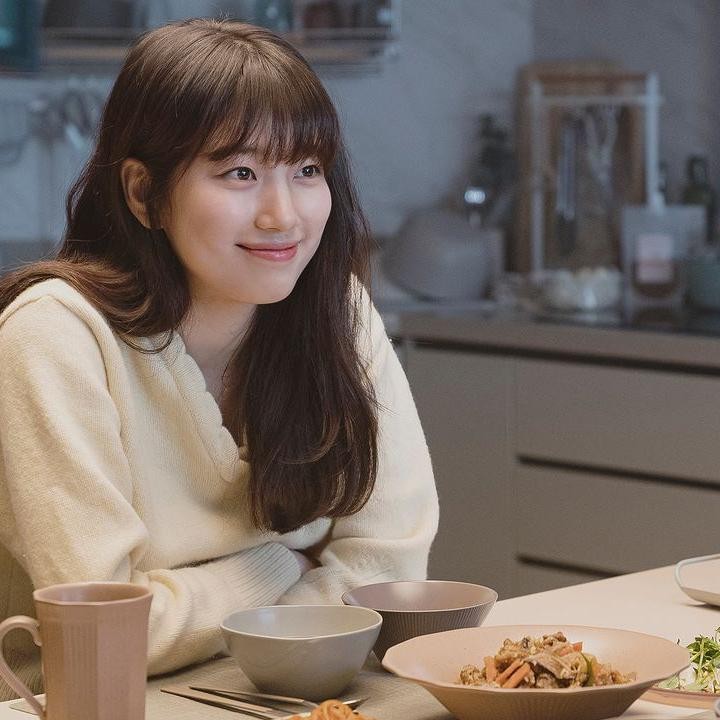 <p>Setelah penantian panjang, Acemaker Movie Works akhirnya mengonfirmasi pada 23 April lalu bahwa film <em>Wonderland</em> akan tayang perdana di bioskop Korea Selatan tanggal 5 Juni 2024 mendatang. (Foto: Acemaker Movie Works)</p>