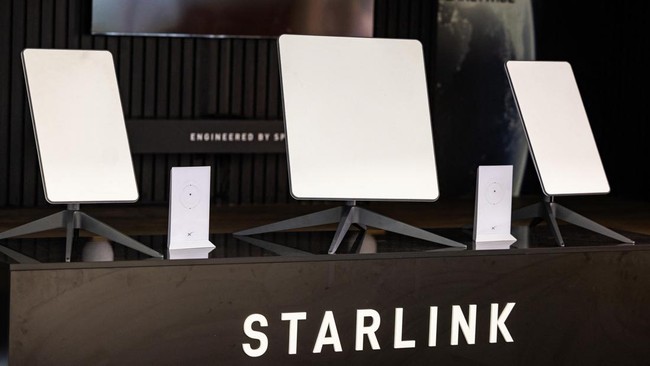 Kominfo menegaskan, sesuai aturan, Starlink harus membayar frekuensi radio sebesar Rp23 miliar per tahun ke pemerintah.