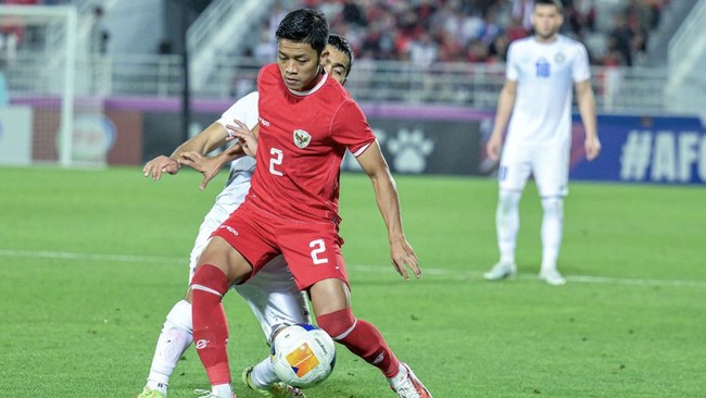 Bek kanan Timnas Indonesia U-23 Ilham Rio Fahmi ingin membuat warga Indonesia lolos ke Olimpiade 2024 Paris mendatang jelang lawan Irak, Kamis (2/5).