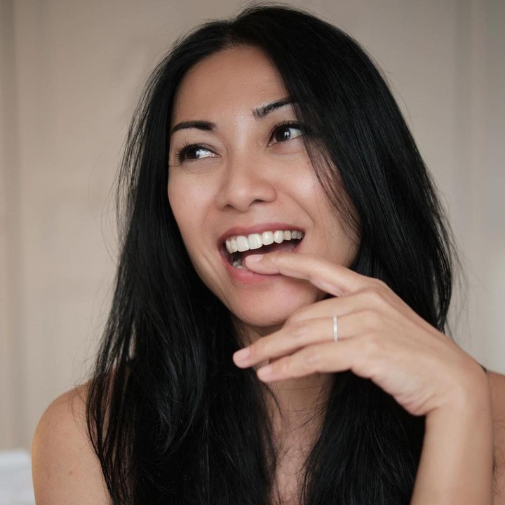 <p>Di usianya yang telah menginjak kepala lima, Anggun mengaku beruntung dengan kehidupannya saat ini. “Kegembiraan ada di mana-mana. Aku sangat beruntung memiliki hidup ini. Apa lagi yang bisa saya katakan, selain terima kasih,” ungkapnya. (Foto: Instagram@anggun_cipta)</p>
