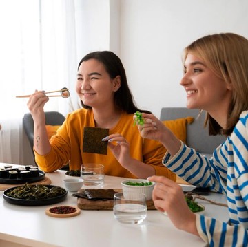 10 Cara Menjaga Pola Makan Sehat Selama Liburan Akhir Tahun