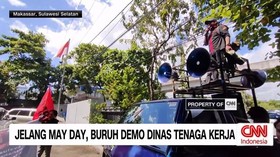 VIDEO: Jelang May Day Buruh Demo Dinas Tenaga Kerja
