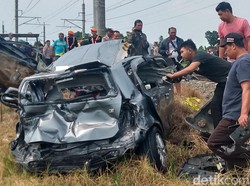 4 Fakta Sedan Tertabrak Argo Wilis di Klaten Tewaskan 1 Orang
