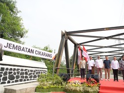 Resmikan Jembatan Cikarang di Hari Buruh, Ini Pesan Pj Gubernur Jabar
