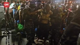 VIDEO: 123 Warga Sekitar Gunung Tagulandang Dievakuasi ke Bitung