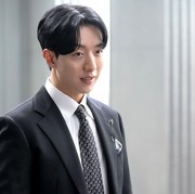 Sukses Jadi 'Villain' di The Escape of the Seven: Resurrection, Ini 4 Drakor Populer dari Lee Jung Shin CNBLUE