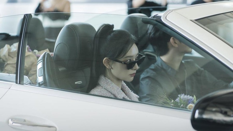 Momen Kim Soo Hyun dan Kim Ji Won bulan madu di drama Korea Queen of Tears