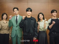 Park Sung Hoon Bongkar Penyebab Grup Chat Pemain 'Queen of Tears' Bubar