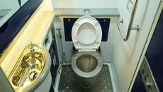 KAI Ganti Toilet Kereta, Kotoran Tak Lagi Dibuang di Rel