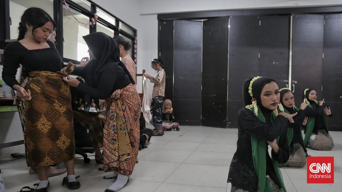FOTO: Kreativitas Pelajar SMK Jakarta di Hari Pendidikan Nasional 2024