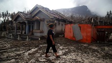FOTO: Penampakan Kerusakan Desa Terdampak Parah Erupsi Gunung Ruang