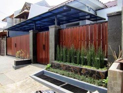 5 Tips Pilih Pagar yang Cocok buat Kebutuhan dan Kondisi Rumah Kamu