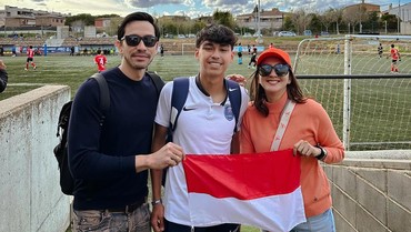 img-title Sosok Anak Darius Sinathrya yang Dicoret Timnas Indonesia U-16