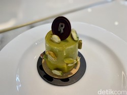 Yummy! Ada Cake Cokelat dan Cokelat Praline di Kafe Hits Ini
