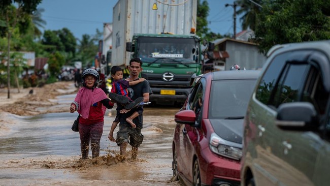 Jumlah korban tewas di Kabupaten Luwu didapat berdasarkan data terbaru pada Sabtu (14/5), yang dihimpun Pusdalops BNPB dan kaji cepat BPBD dari lokasi bencana.