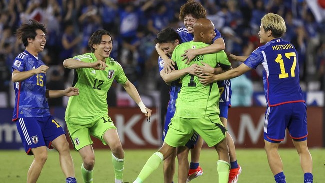 Pelatih timnas Jepang U-23 Go Oiwa memberikan kepercayaan penuh kepada kiper Leo Kokubo ketika menghadapi penalti Uzbekistan di final Piala Asia U-23 2024.
