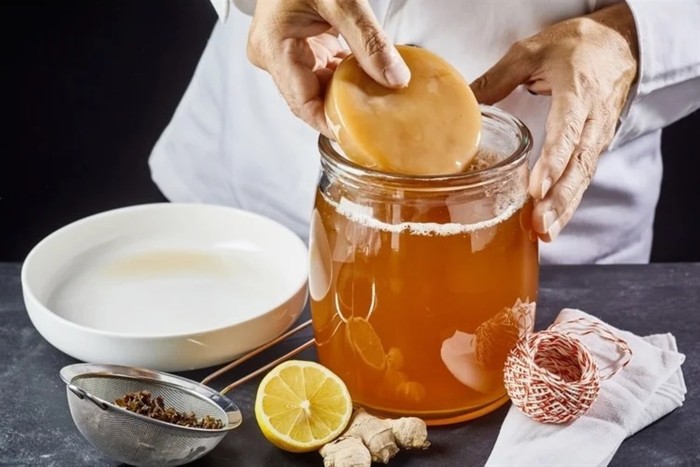 8 Minuman Ampuh Membersihkan Usus Kotor, Pencernaan Lancar!