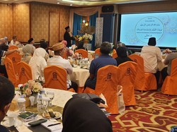 Isak Haru Jemaah saat Sholawat Dilantunkan dalam Manasik Haji