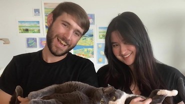 img-title Sosok Asher Novkov Tunangan Stephanie Poetri Calon Menantu Titi DJ