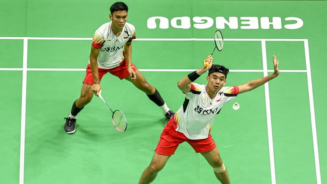 China berhasil menjadi juara Thomas Cup 2024 setelah He Ji Ting/Ren Xiang Yu mengalahkan Bagas Maulana/Muhammad Shohibul Fikri. China menang 3-1 atas Indonesia.