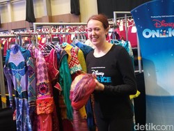 Intip Lemari Kostum Pemain Disney on Ice Yuk!