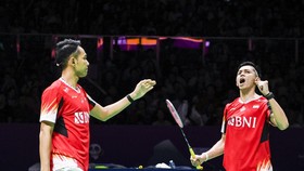 Hasil Singapore Open: Bungkam Ganda China, Fajar/Rian ke Semifinal