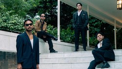 Lirik Lagu Nina - .Feast